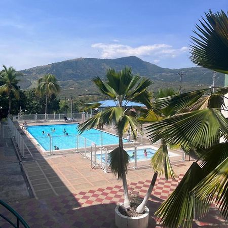 Club Vacacional Copen Hotel Tocaima Ngoại thất bức ảnh
