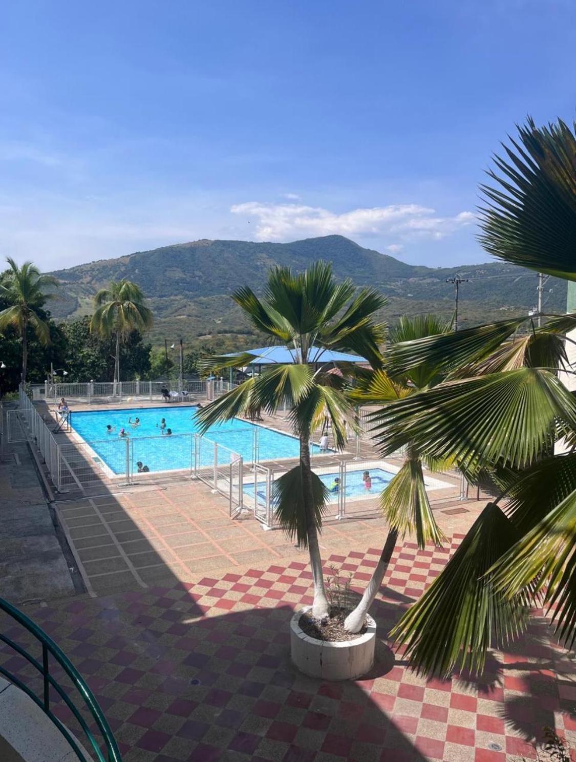 Club Vacacional Copen Hotel Tocaima Ngoại thất bức ảnh