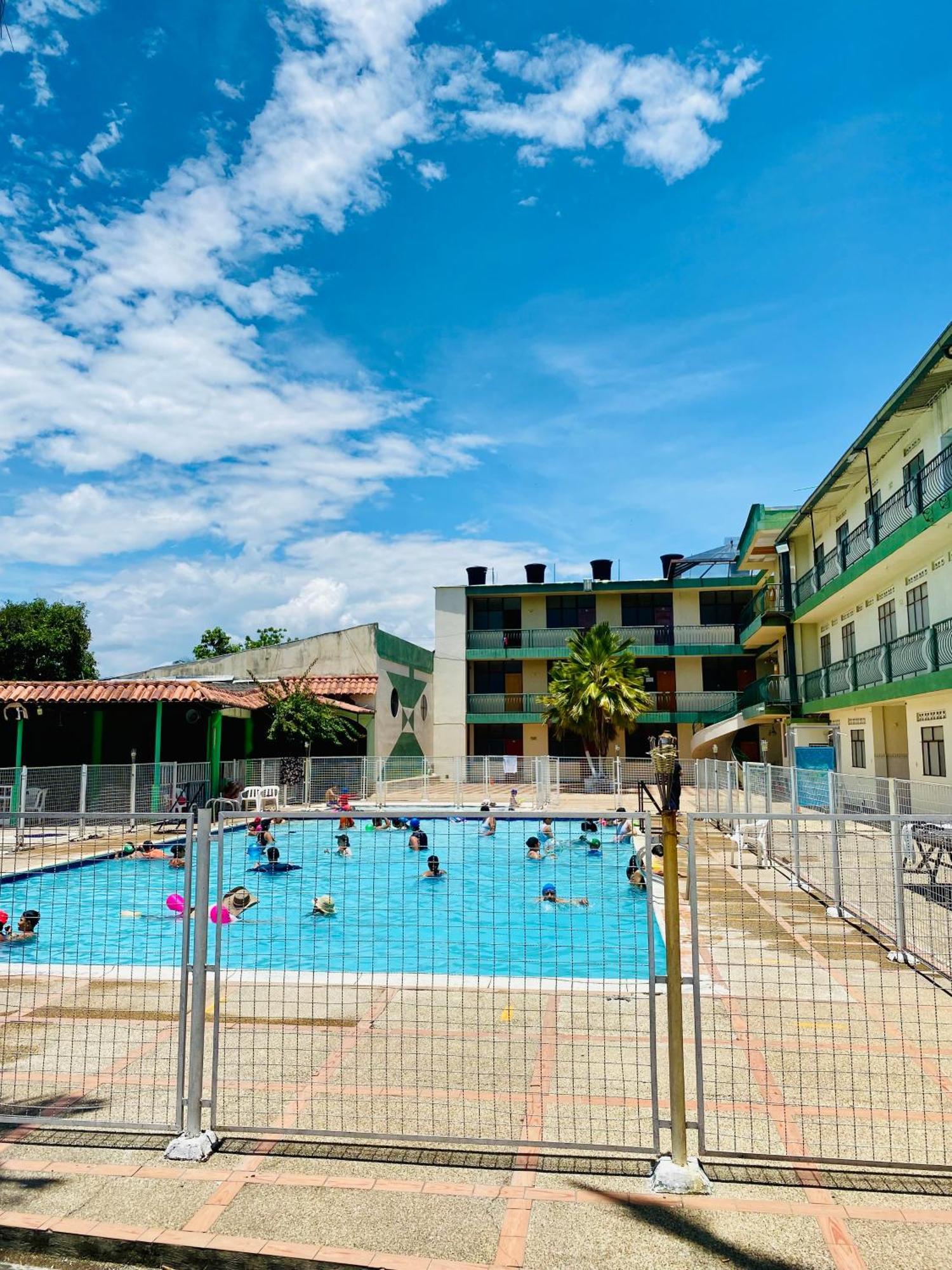 Club Vacacional Copen Hotel Tocaima Ngoại thất bức ảnh